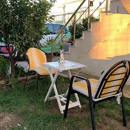 Διαμέρισμα Priam Garden