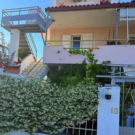 Daire Priam Garden Dıraç