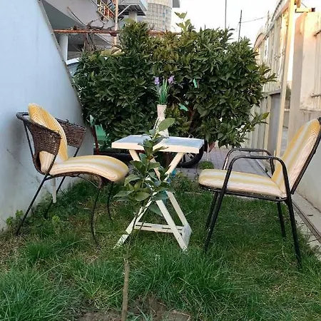 Priam Garden Appartement