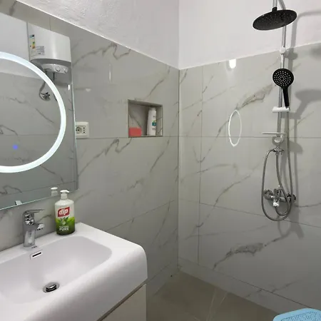 Apartment Priam Garden